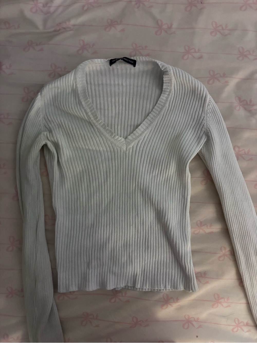 Brandy Melville White Ribbed V-Neck Long Sleeve Sweater